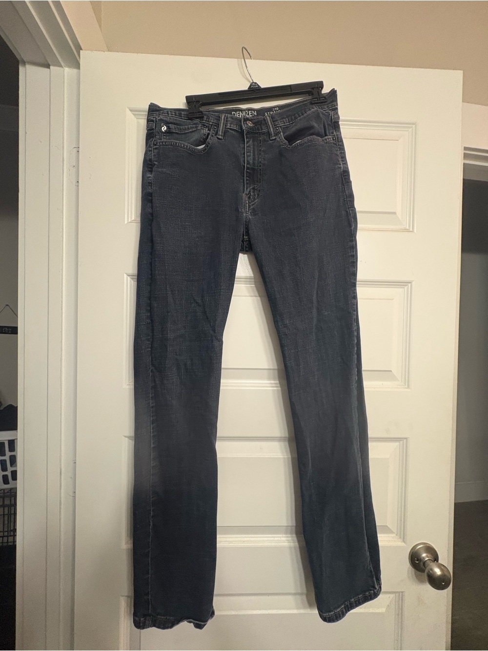 Levi's Men's Dark Blue Straight-Leg Jeans